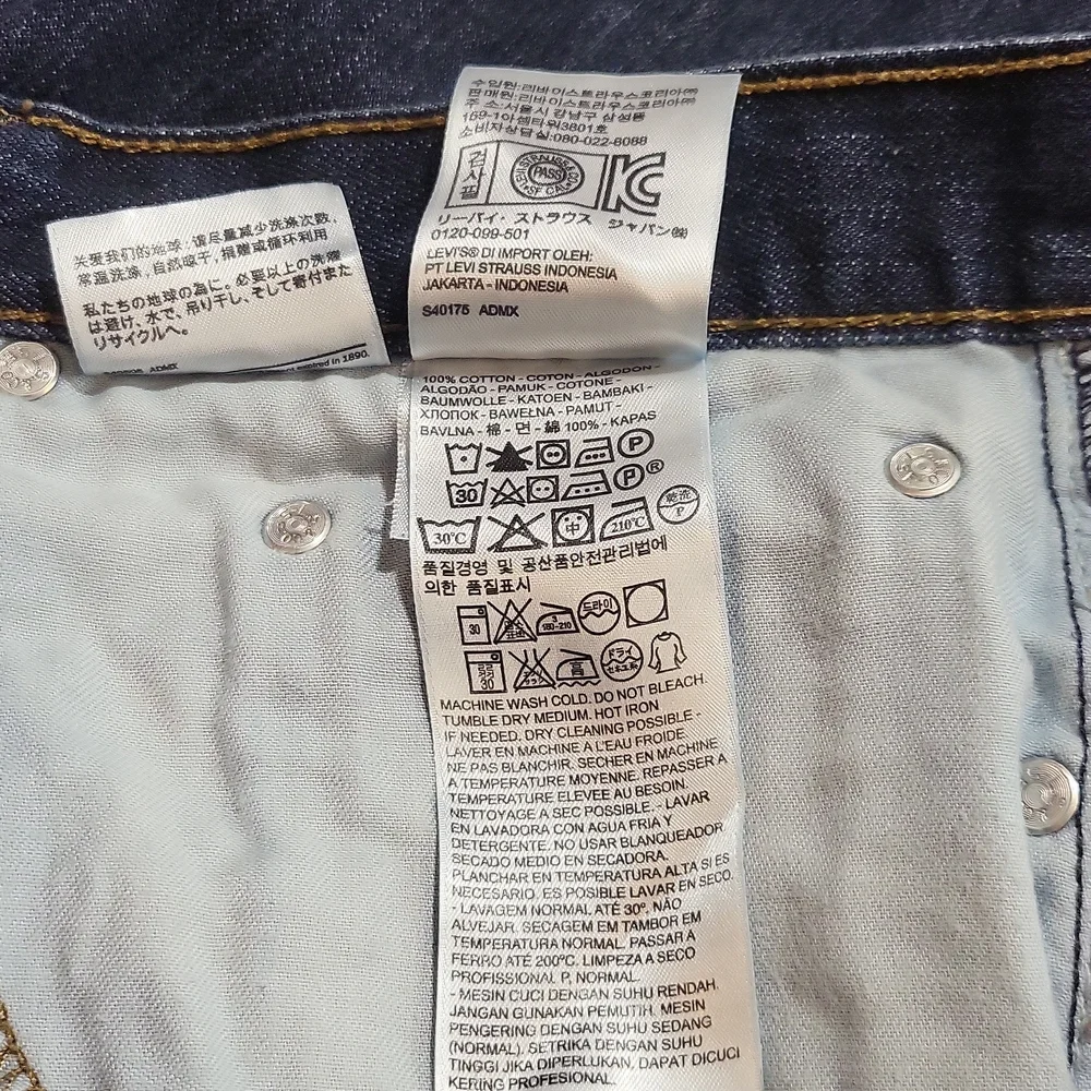 LEVI'S 559 Relaxed Fit Straight Leg Blue Denim Jeans 32x34 - Picture 10 of 15